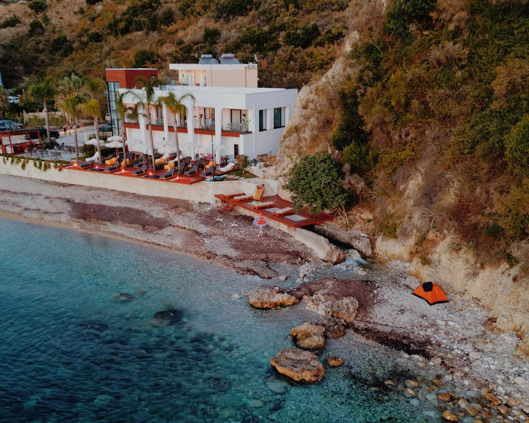 Oniro By Iliria Palace (Adults Only) Himarë Eksteriør billede